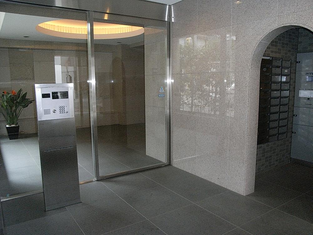 Local appearance photo. local