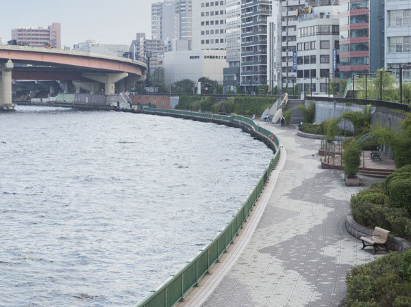 Surrounding environment. Sumida River Terrace (about 590m ・ An 8-minute walk)
