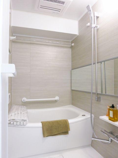 Bathroom. ~ Interior was completed ~  Add cooked ・ Bathroom dryer with unit bus