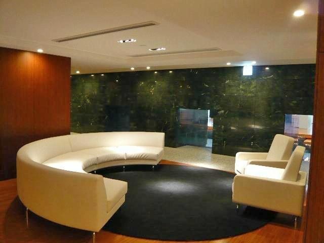 Other common areas. Lounge