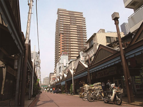 Surrounding environment. Monja Street (about 670m ・ A 9-minute walk) ※ Measurement in the west Nakadori shopping street and the same distance