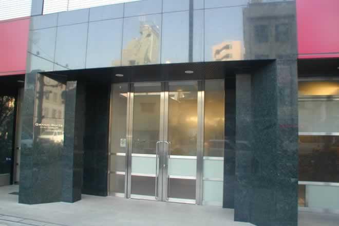 Local appearance photo