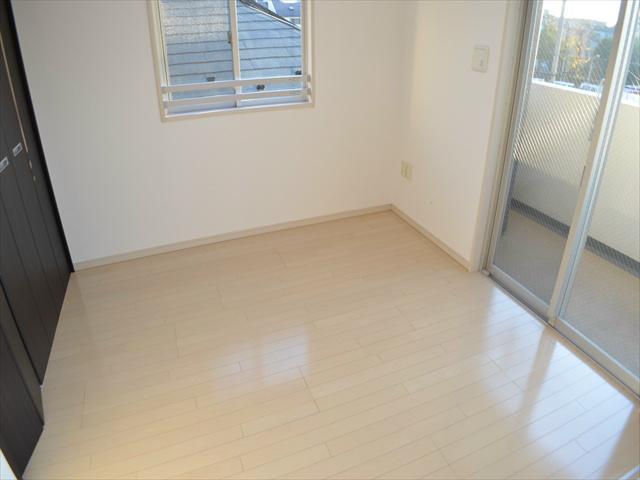 Non-living room. Western-style corner room