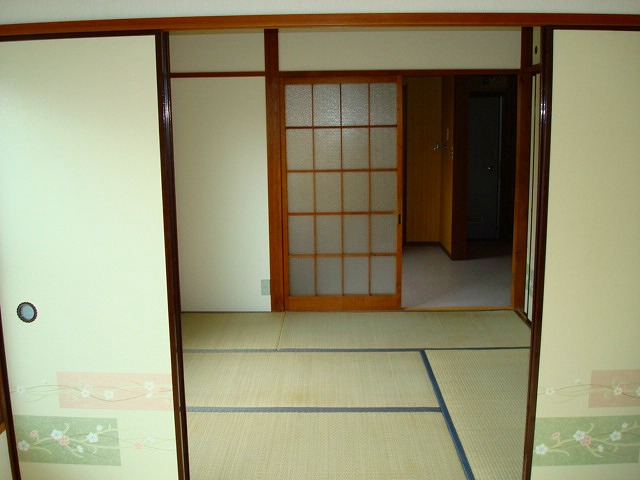 Living and room