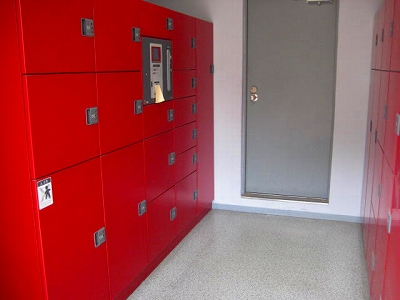Other common areas. Necessary facilities to live alone! Yes Delivery Box!