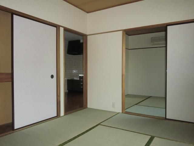 Living and room