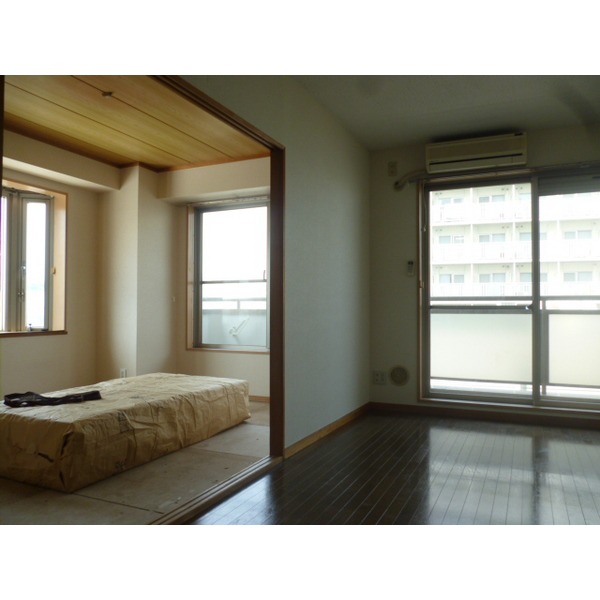Living and room
