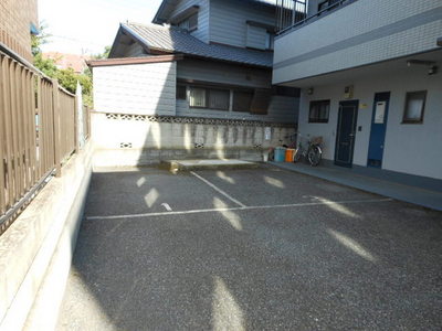 Parking lot