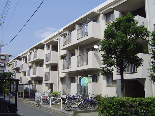 Building appearance. RC structure, Three-story