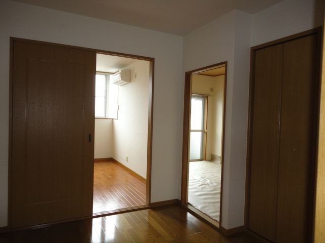 Living and room