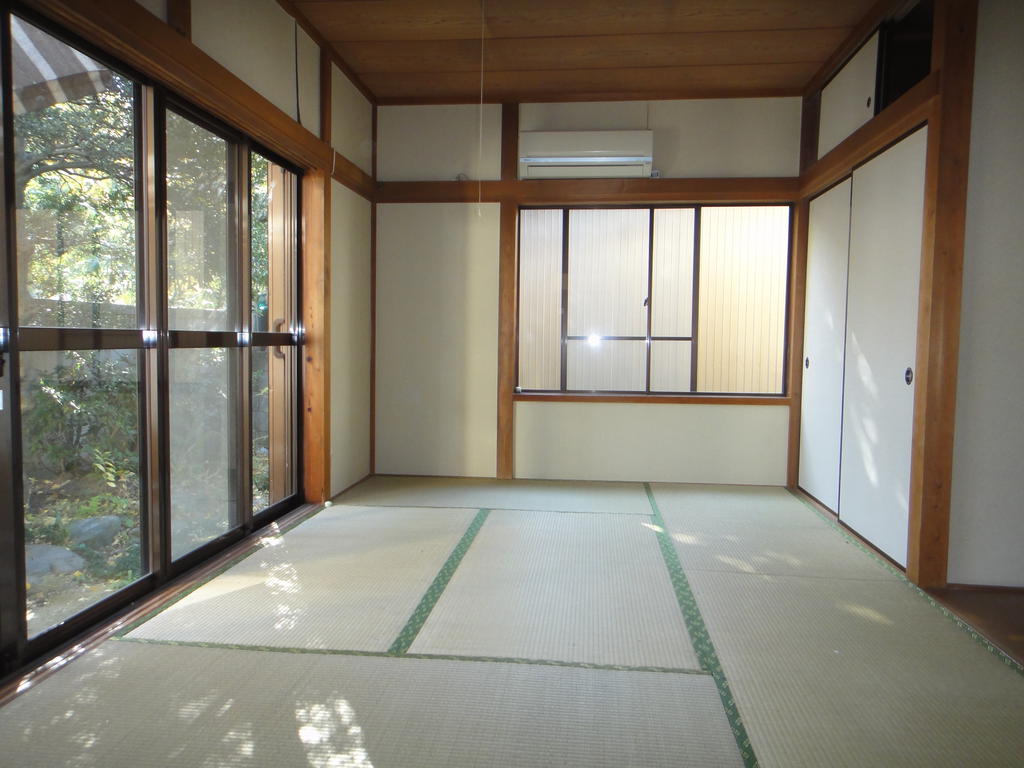 Living and room