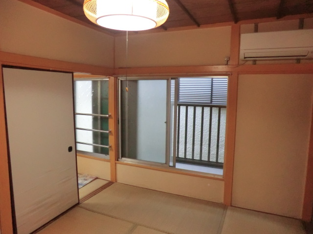 Living and room