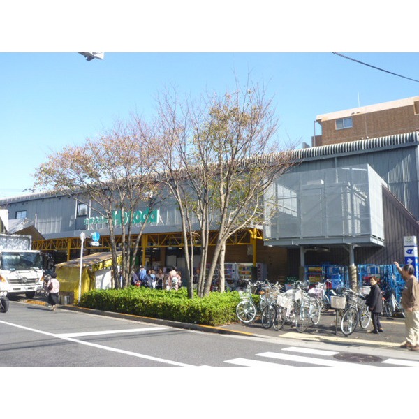 Supermarket. Maibasuketto Nishikasai 492m up to 7-chome (super)