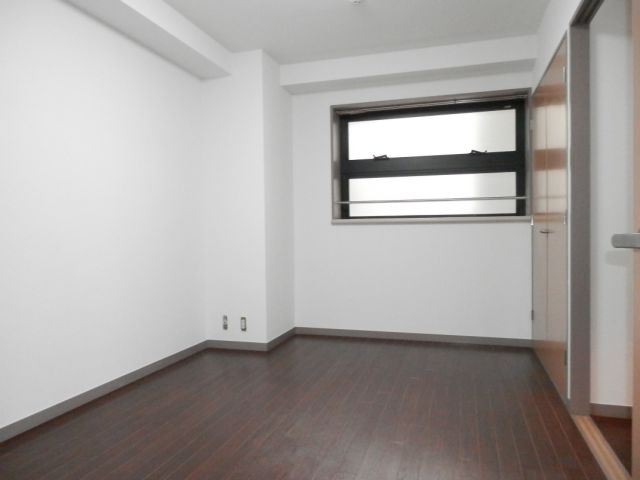 Entrance. room