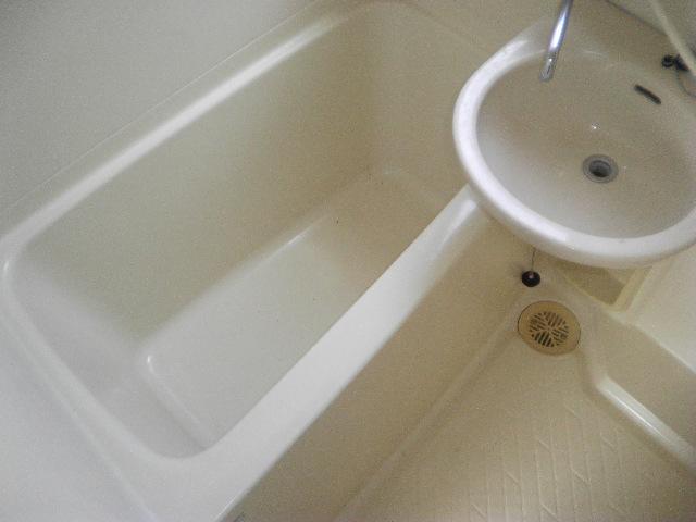 Bath. Bathroom