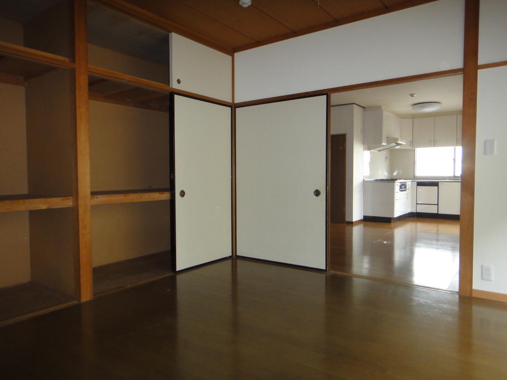 Living and room