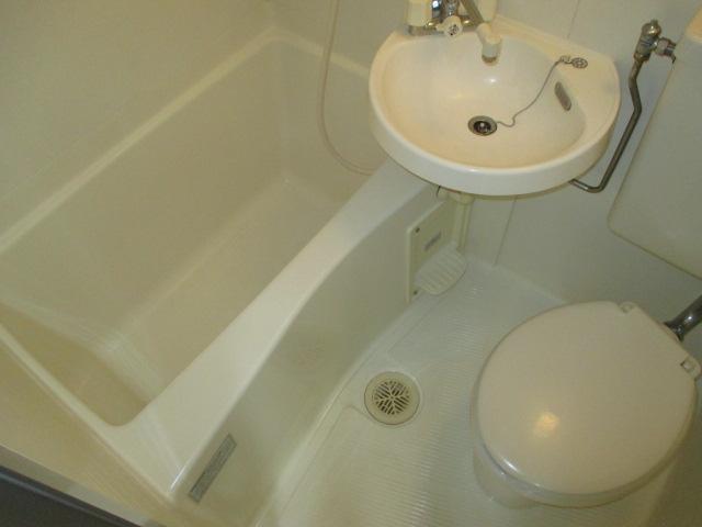 Bath. unit bus