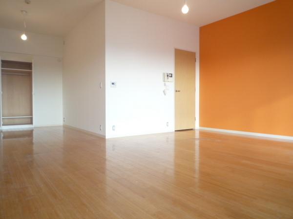 Living and room