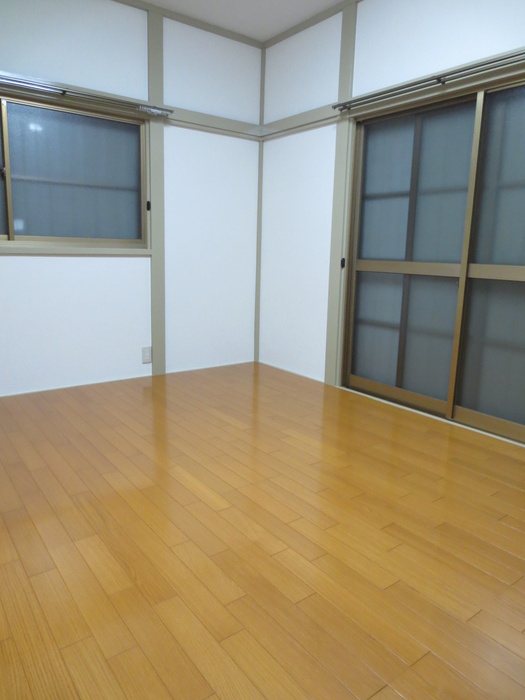 Living and room