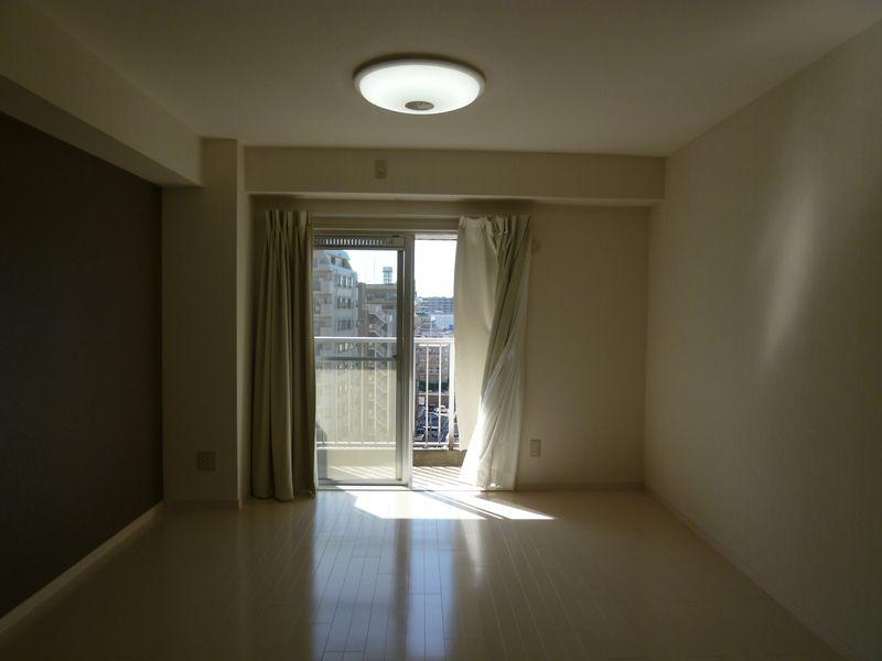 Living. LD 10 Pledge