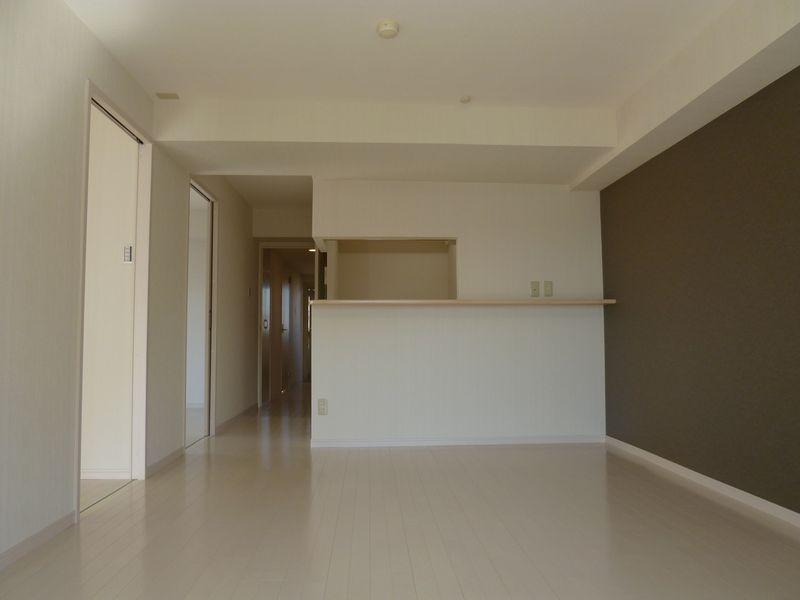 Living. Living the entire photo