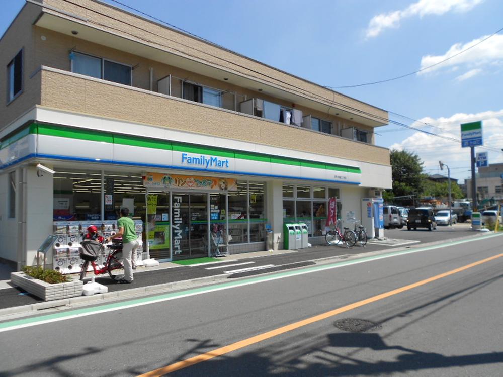 Convenience store. Family Mart convenience store 33m Needless to say until Matsushima 2-chome. Since it is a 1-minute walk, In the refrigerator instead of the house (laughs)