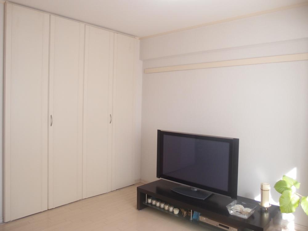 Living. Indoor (12 May 2013) Shooting