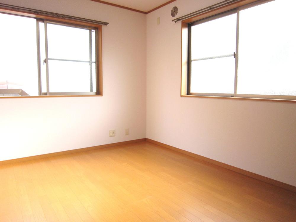 Non-living room. ■ Second floor Western-style 6 Pledge.
