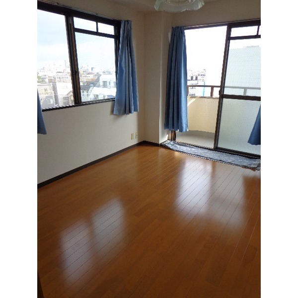 Other room space