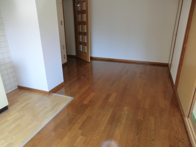Living and room