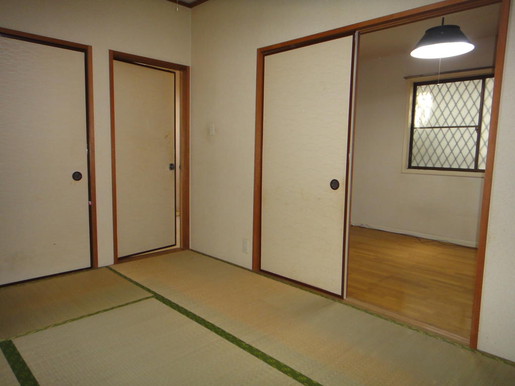 Living and room