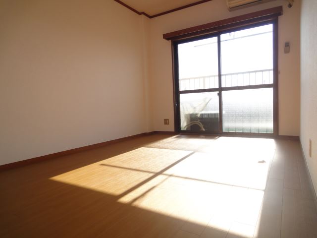 Living and room. Is a Japanese-style room