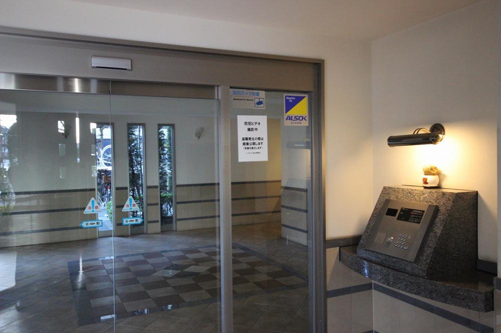 lobby. Security over tea has been enhanced