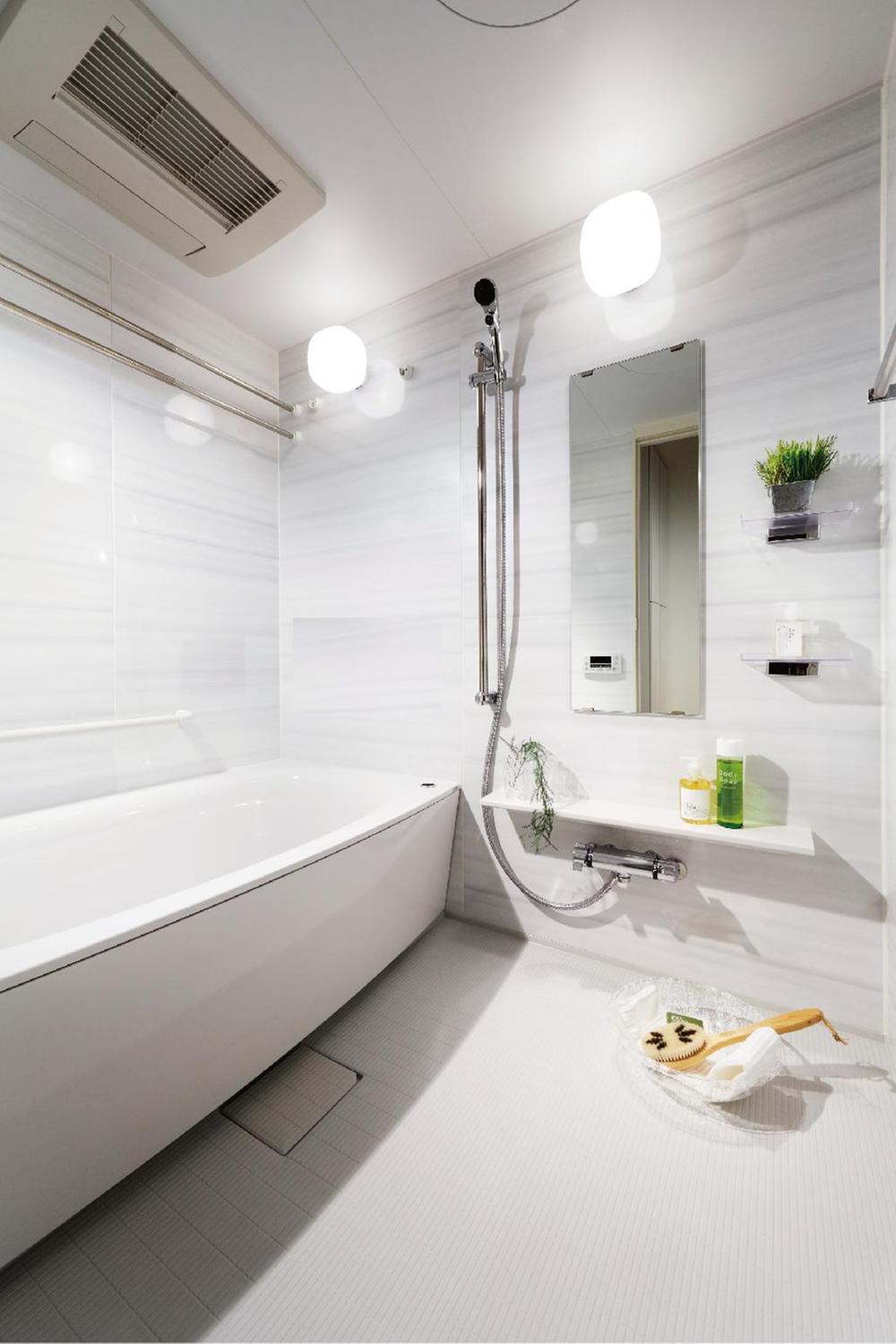 Bathroom. With ventilation drying heater ・ Tub Samobasu adopted