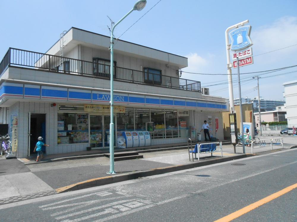 Convenience store. 348m until Lawson Nakakasai chome shop