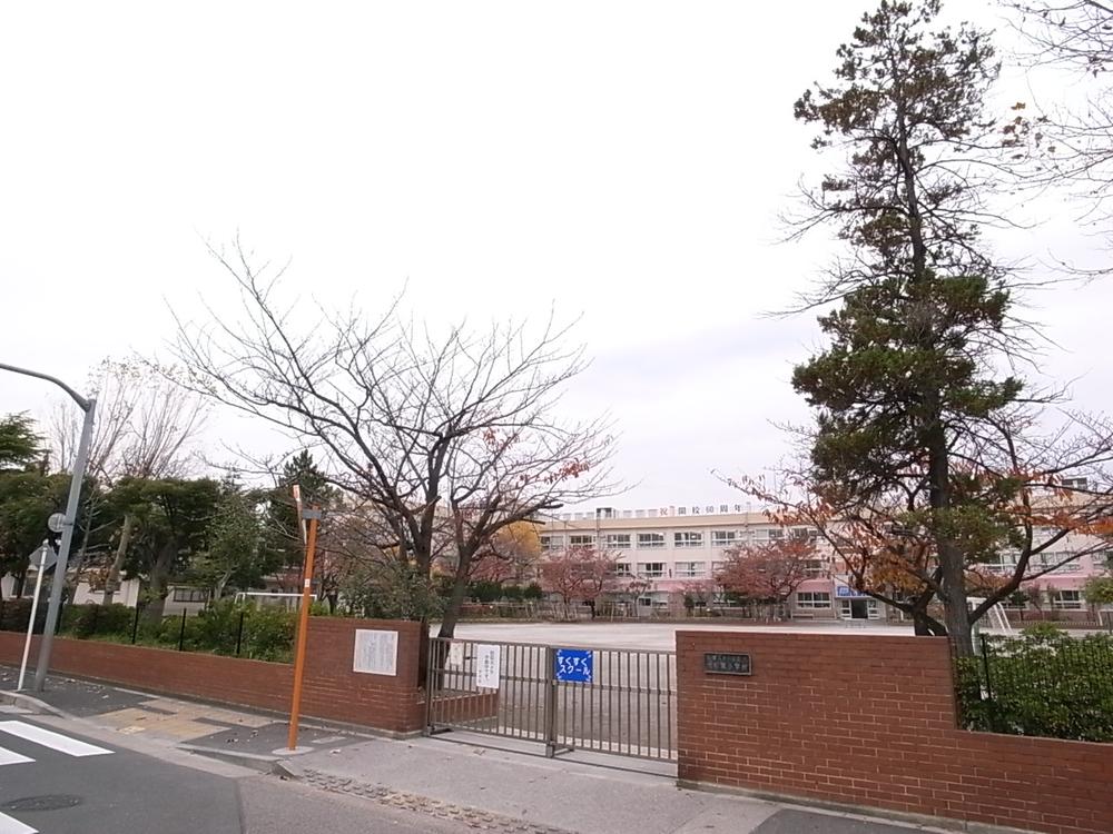 Primary school. 546m to Edogawa Ward Osugi elementary school