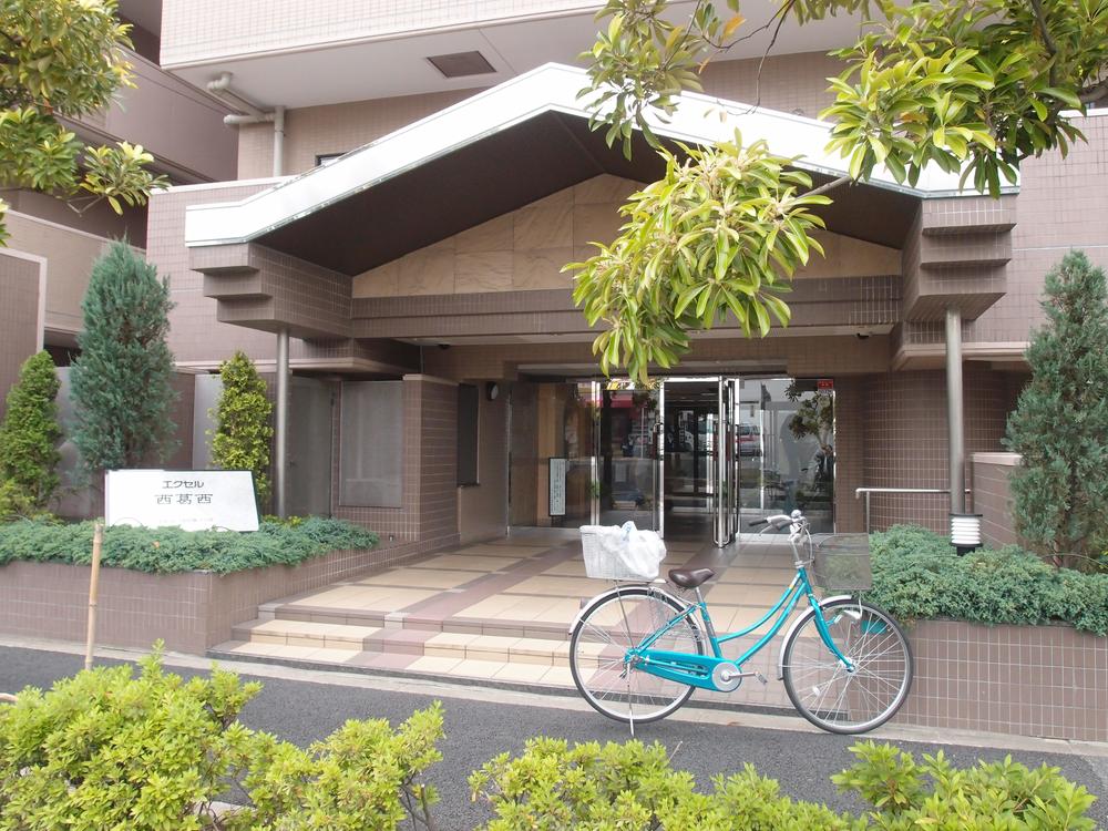 Entrance. Local Entrance is a picture