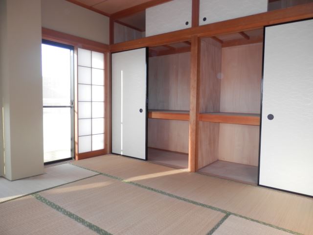 Living and room