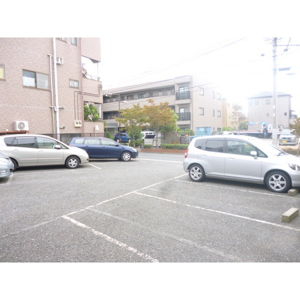 Parking lot
