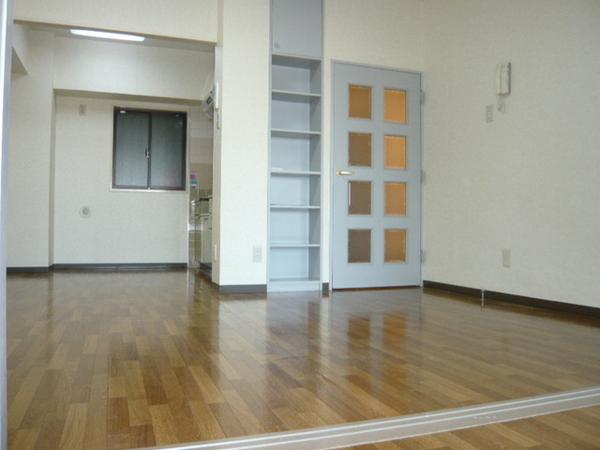 Living and room