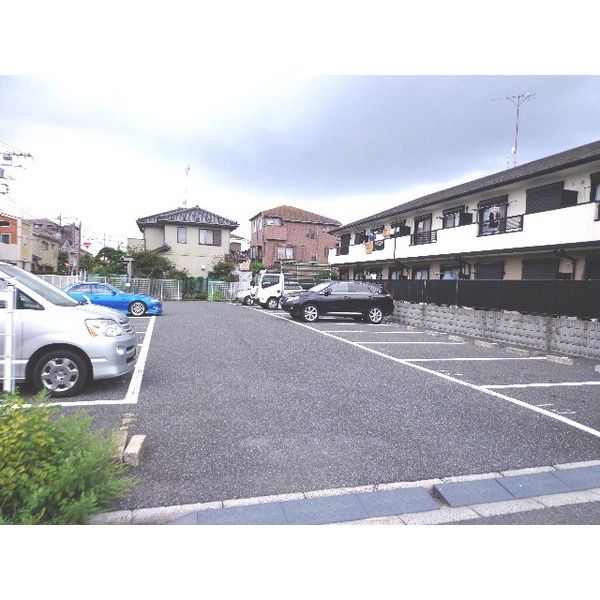 Parking lot