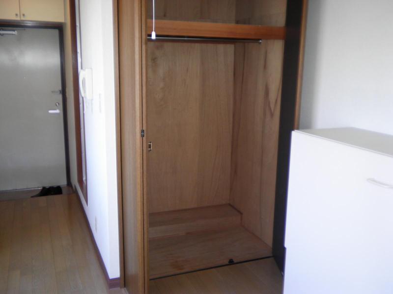 Receipt. Closet (the same type)