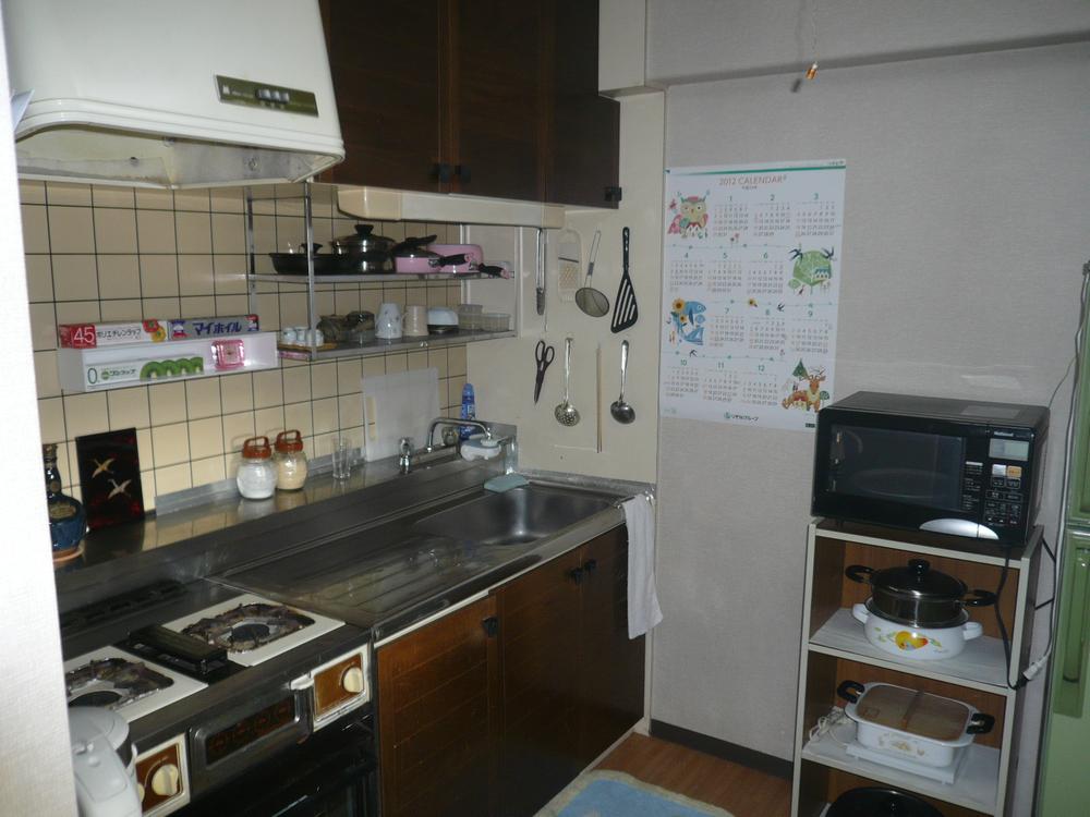 Kitchen. Kitchen (December 2012 shooting)