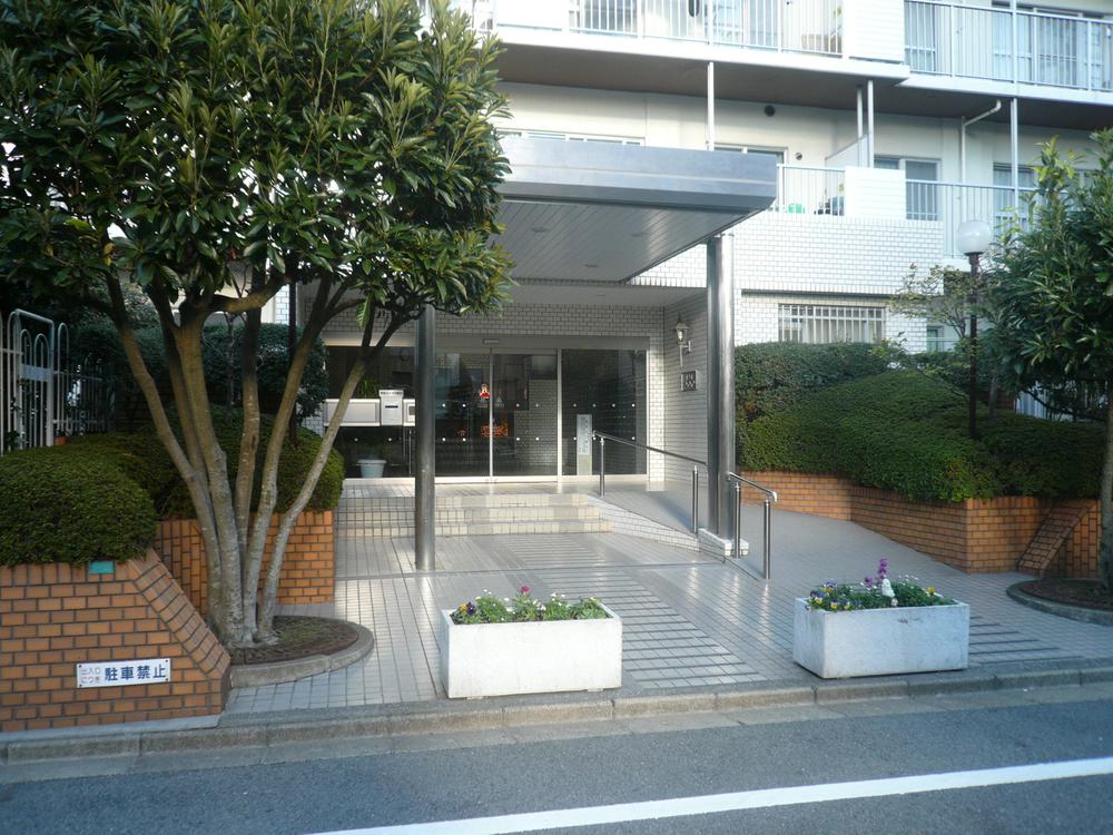 Entrance. The main entrance (December 2012 shooting)