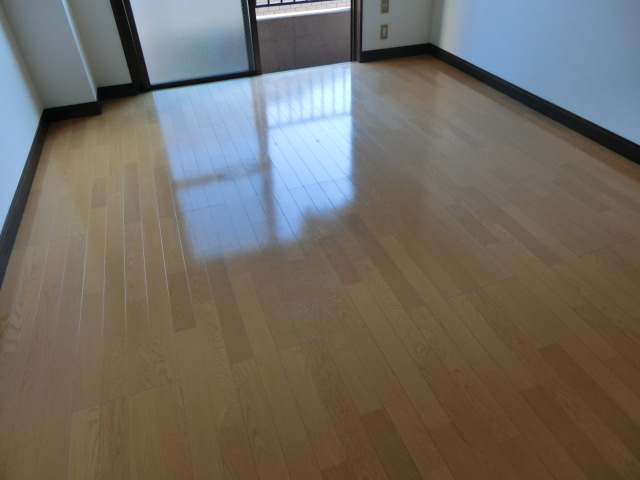 Living and room