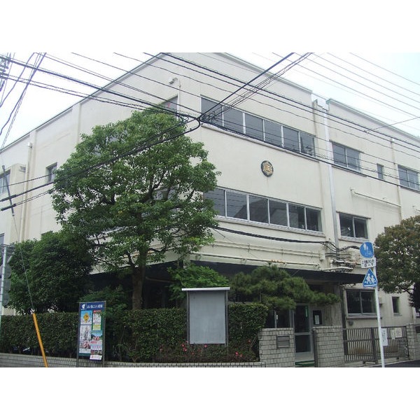 Primary school. 330m to Edogawa Ward Matsue elementary school (elementary school)