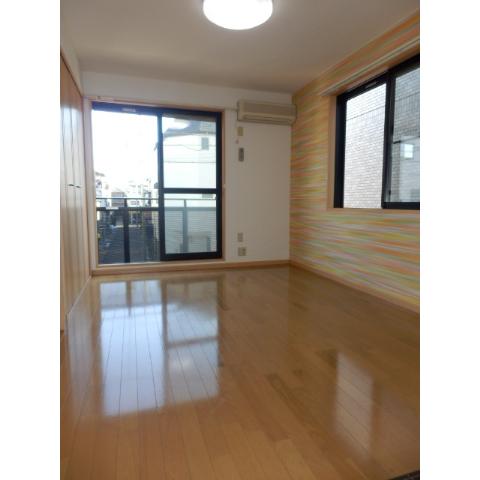 Living and room