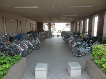 Other common areas. Maintained bicycle parking