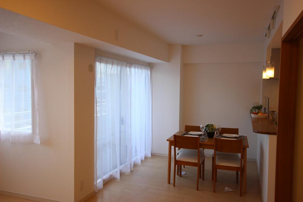 Living. With happy and some counter