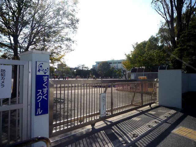 Primary school. 600m to Osugi second elementary school